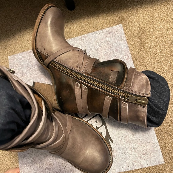 Brand new! Freebird, baker boots - Picture 5 of 6